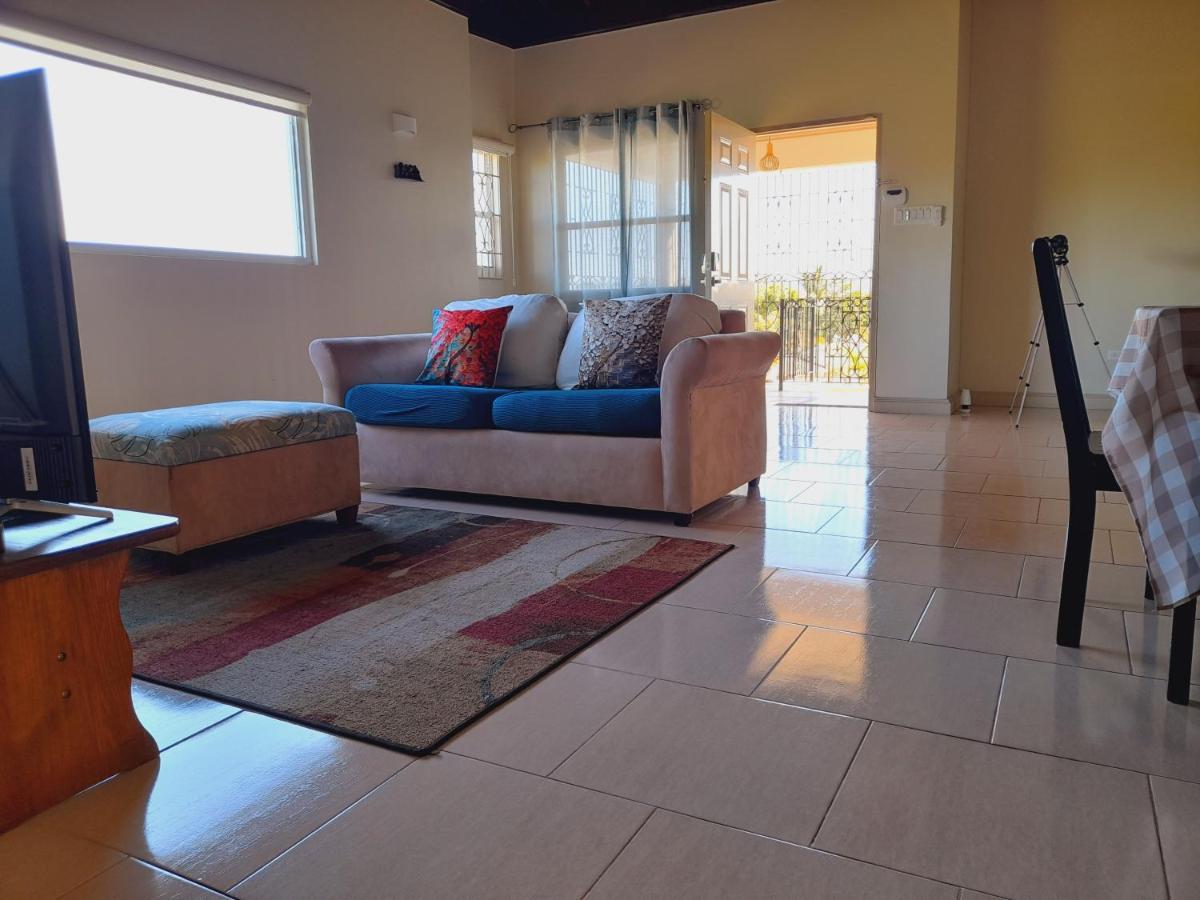 Ultimate Chill Montego Bay Apartment ภายนอก รูปภาพ